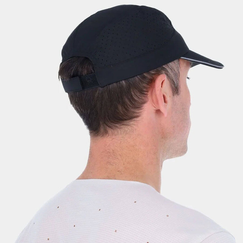 Czapka z daszkiem do biegania INOV-8 ACTIVE RUNNING CAP