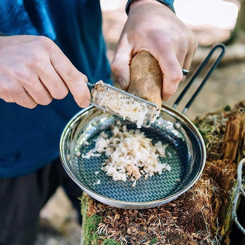 Patelnia turystyczna ze stali GSI OUTDOORS 10" GOURMET FRYPAN