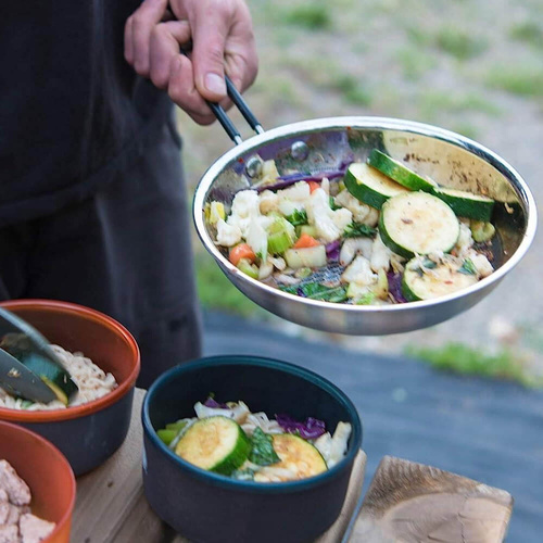 Patelnia turystyczna ze stali GSI OUTDOORS 10" GOURMET FRYPAN