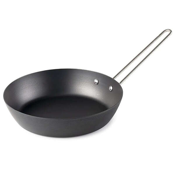 Patelnia turystyczna ze stali węglowej GSI OUTDOORS CARBON STEEL 8" FRYPAN