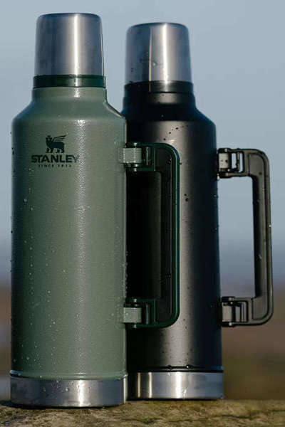 Termos ze stali STANLEY CLASSIC LEGENDARY BOTTLE 2,3L