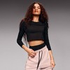 Crop top z długim rękawem ON RUNNING MOVEMENT LONG-T CROP | The Zendaya Edit